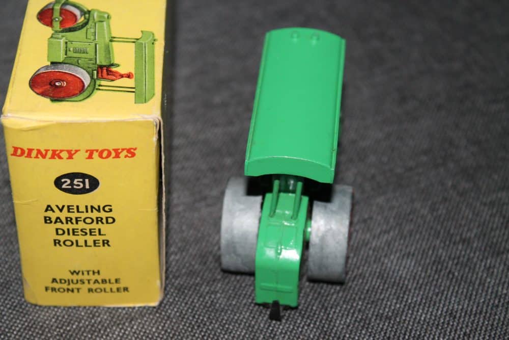 aveling-barford-diesel-roller-bright-green-dinky-toys-251-back