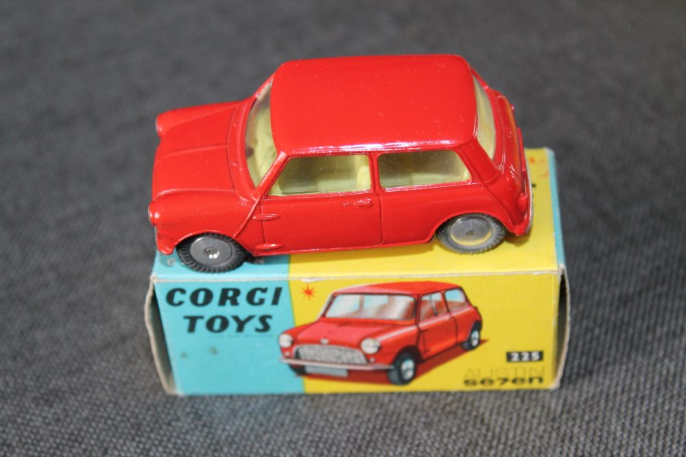 austin-seven-red-early-wheels-corgi-toys-225