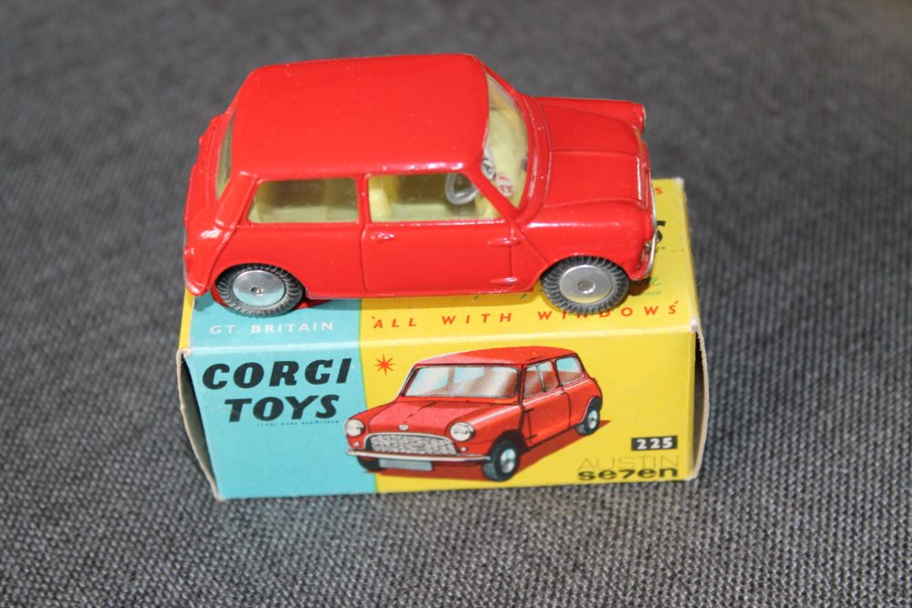 austin-seven-red-early-wheels-corgi-toys-225-side