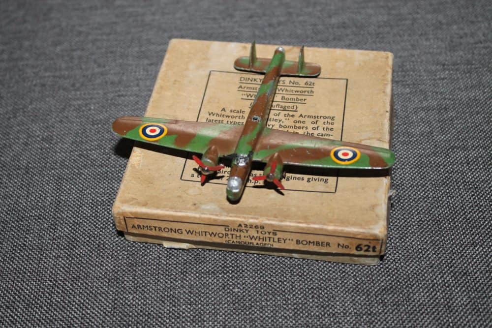armstrong-siddeley-whitworth-bomber-pre-war-dinky-toys-62t-front