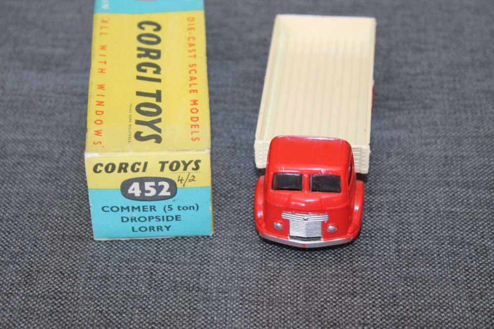 commer-dropside-lorry-corgi-toys-452-front