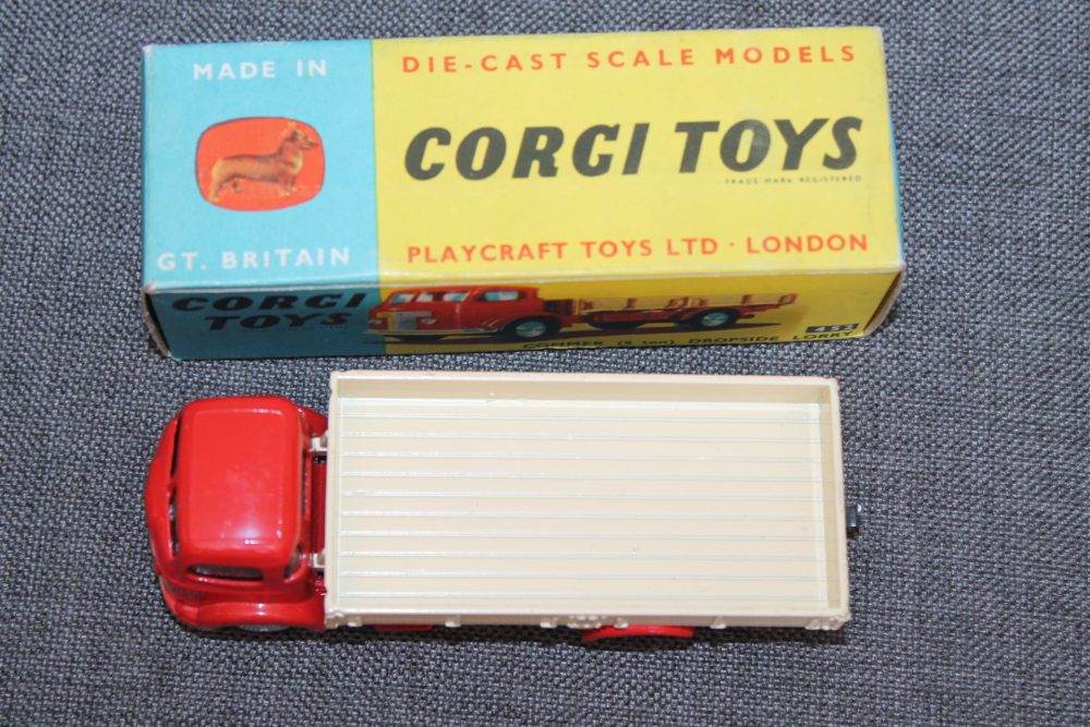 commer-dropside-lorry-corgi-toys-452-top
