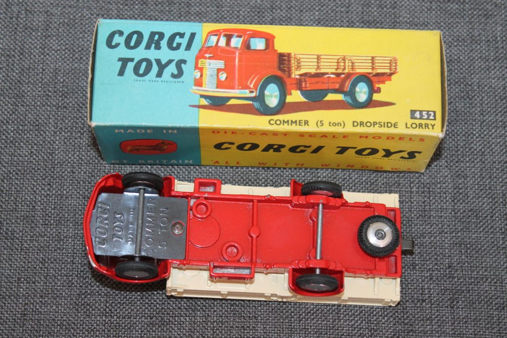 c-baseommer-dropside-lorry-corgi-toys-452