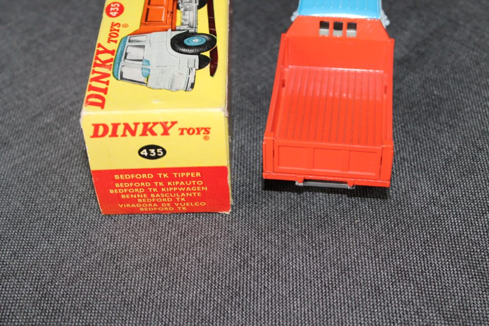 bedford-tk-tipper-dinky-toys-435-back