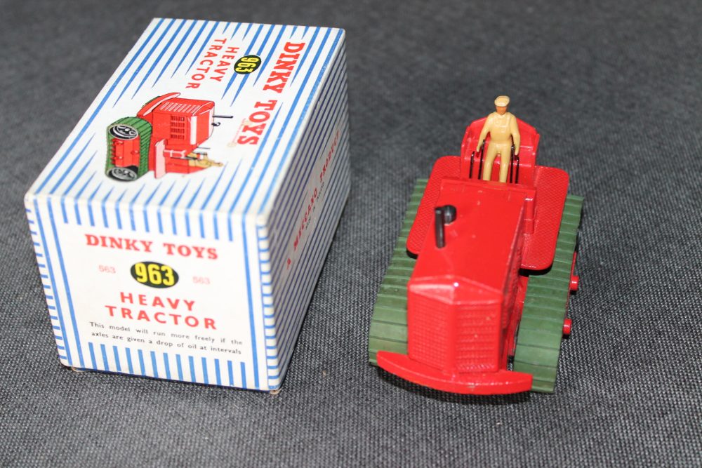 heavy-tractor-red--dinky-toys-963-front