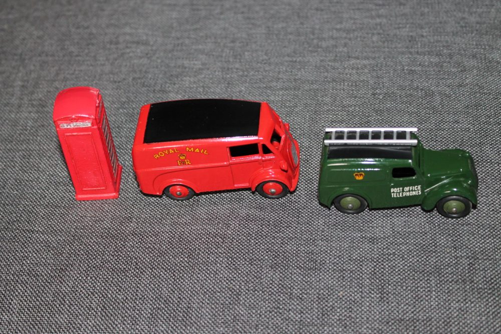 post-offices-gift-set-dinky-toys-299-right-side