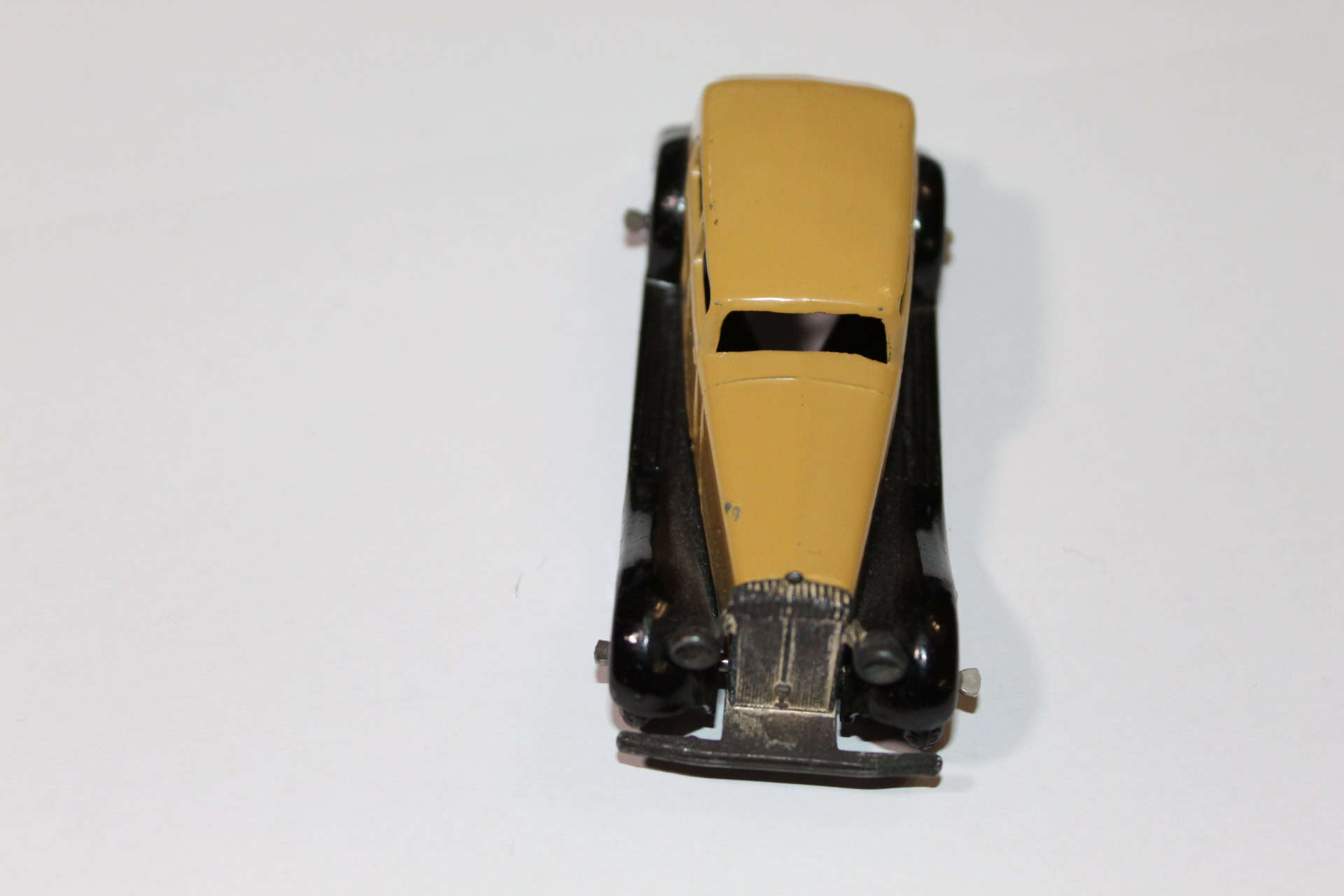 Dinky Toys 30C Daimler diecast model car, vintage collectible toy from Diecast Gems.