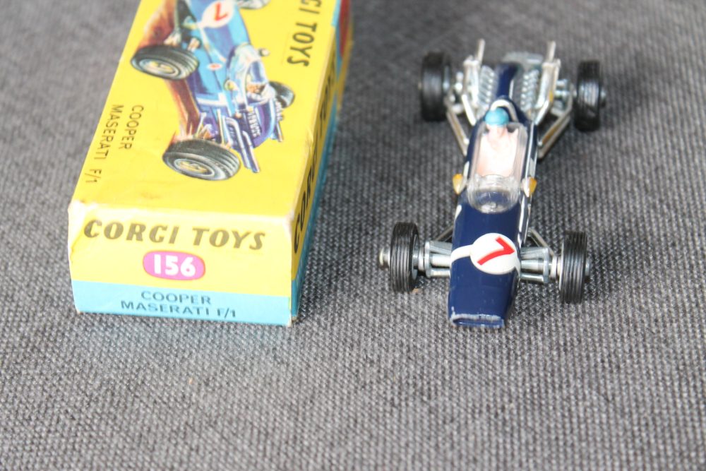 cooper-maserati-f1-racing-car-corgi-toys-156-front
