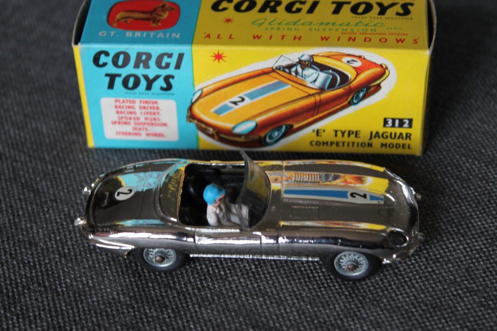 e-side-type-jaguar-gold-chrome-corgi-toys-312