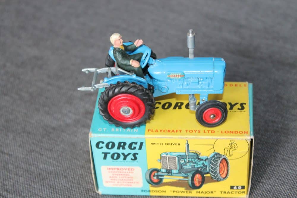 fordson-power-major-tractor-scarce-red-wheels-corgi-toys-60-side