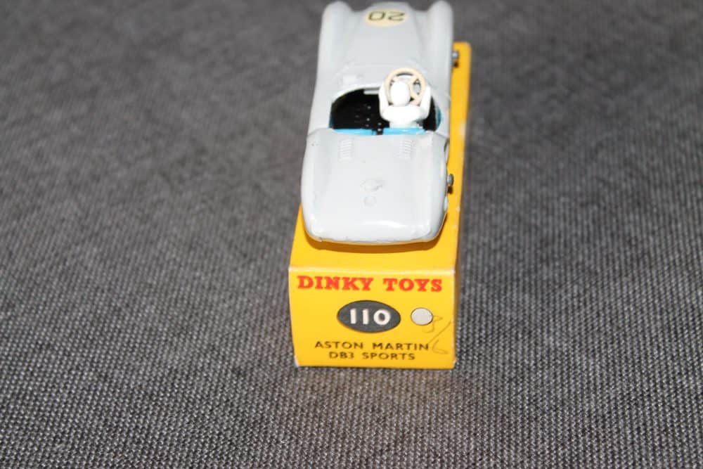 aston-martin-db3-competition-gret-dinky-toys-110-back