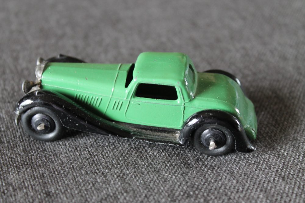 benley -coupe -green-dinky-toys-36b