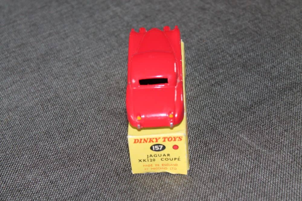 jaguar-xk120-bright-red-spun-wheels-dinky-toys-157-back
