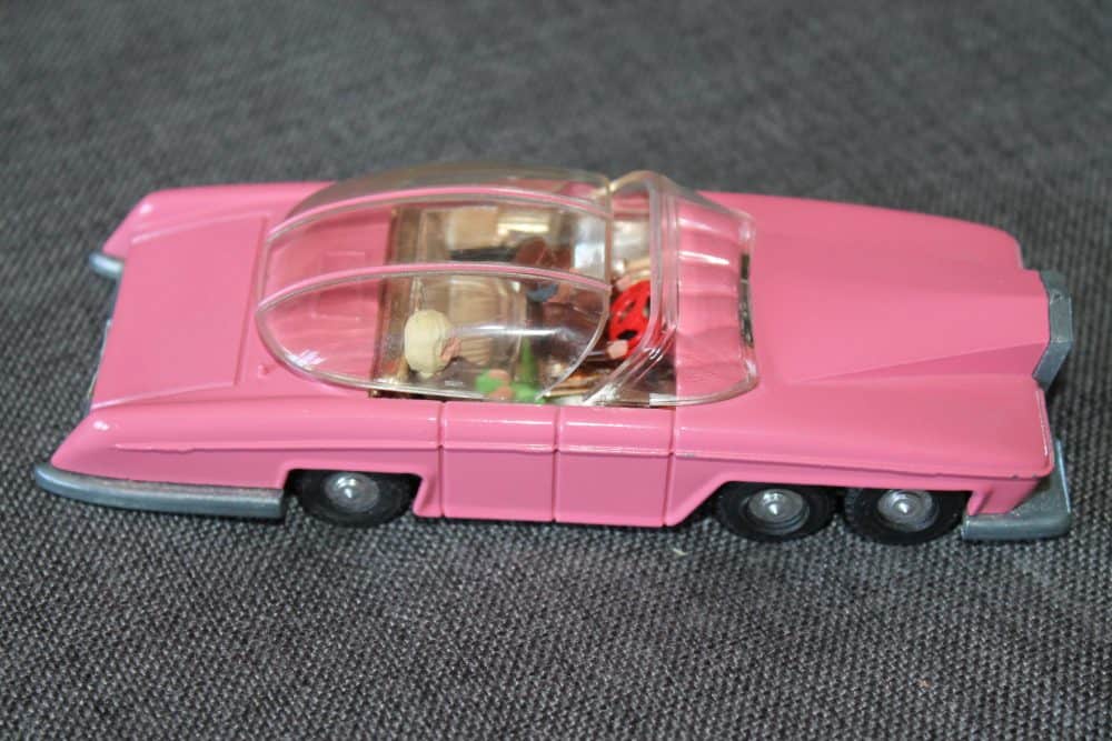 fab1-lady-penelope's-car-1st-issue-dinky-toys-100-right-side