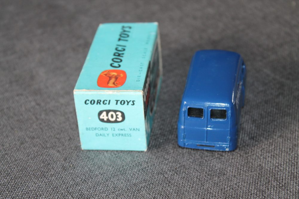bedford-daily-express-van-corgi-toys-443-back