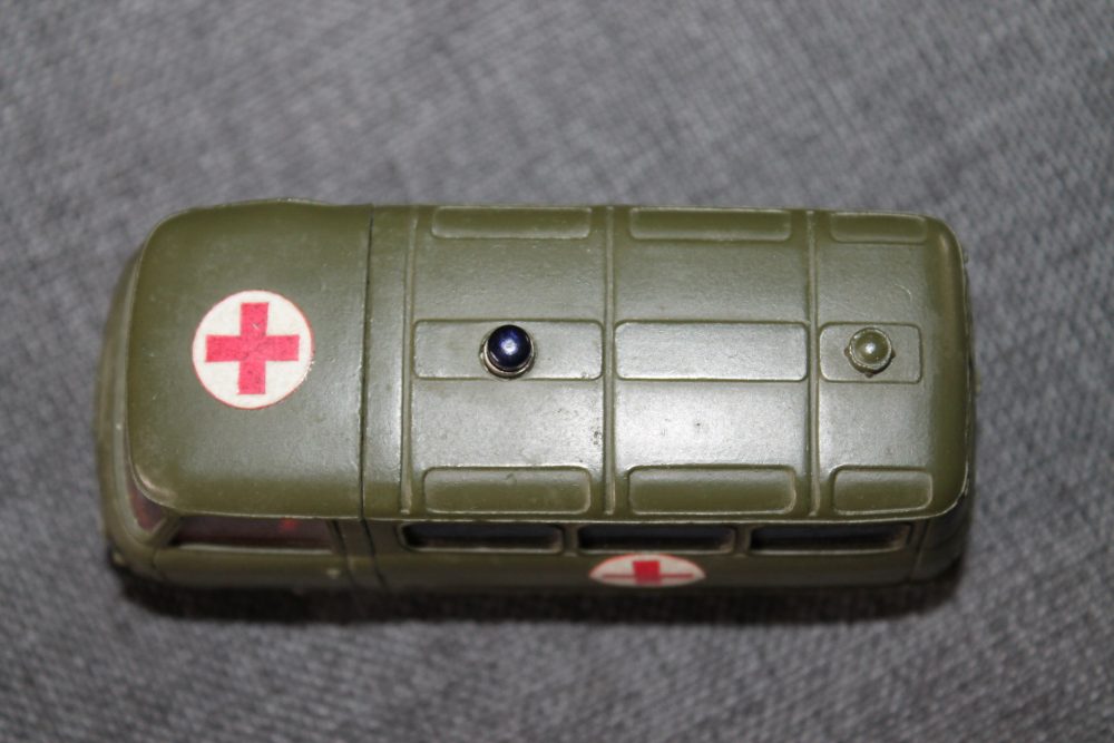 military-ambulance-corgi-toys-354top