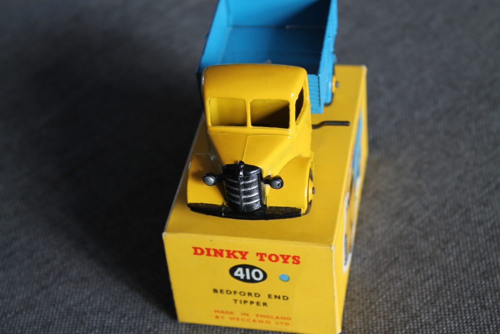 bedford-end-tipper-yellow-blue-dinky-toys-410-front