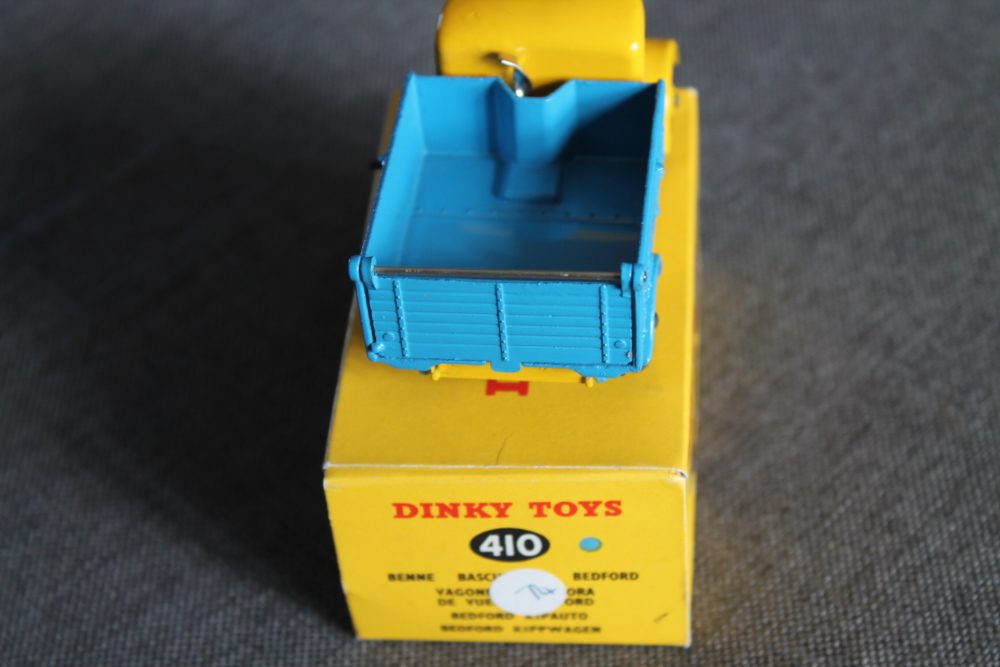 bedford-end-tipper-yellow-blue-dinky-toys-410-back