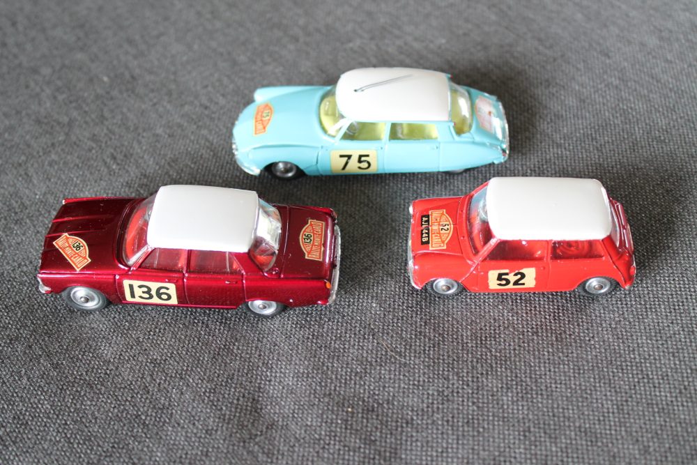monte-carlo-rallye-gift-set-corgi-toys-gs38-left-side