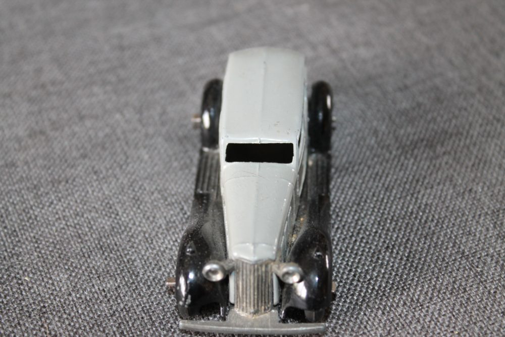 armstrong-limousine-grey-dinky-toys-36a-front