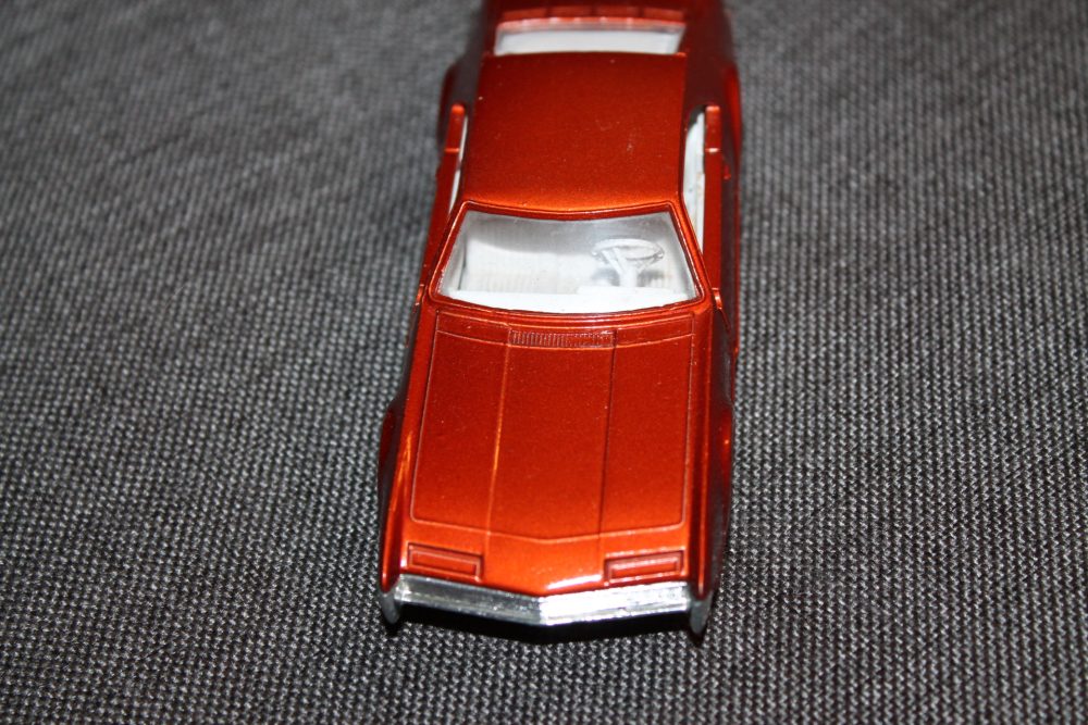 oldsmobile-toranado-metallic-orange-solido-toys-150-front