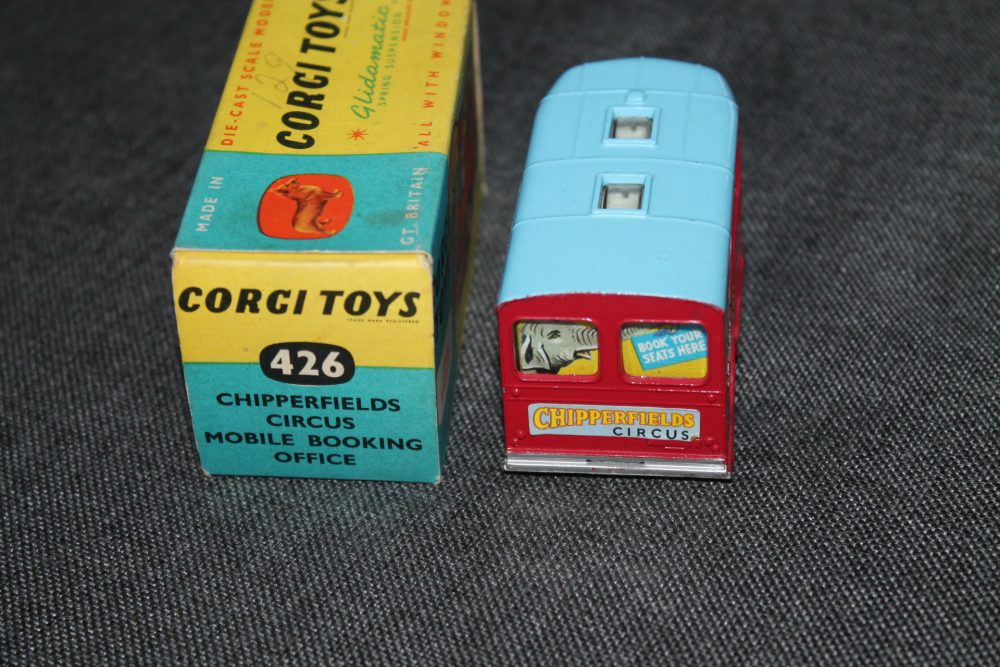chipperfields-circus-booking-office-corgi-toys-426-back