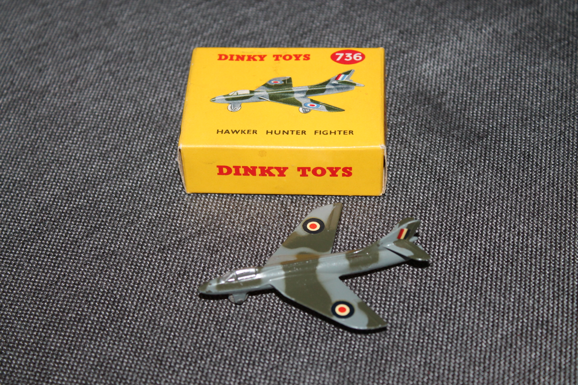 Dinky Toys GB 736 – Avion Hawker Hunter – Zamac – Boîte D’origine – Occasion