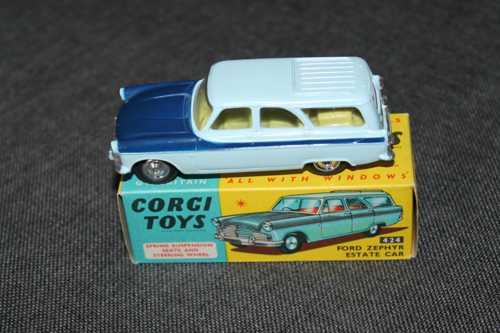 ford-zephyr-estate-two-tone-blue-yellow-interior-corgi-toys-424