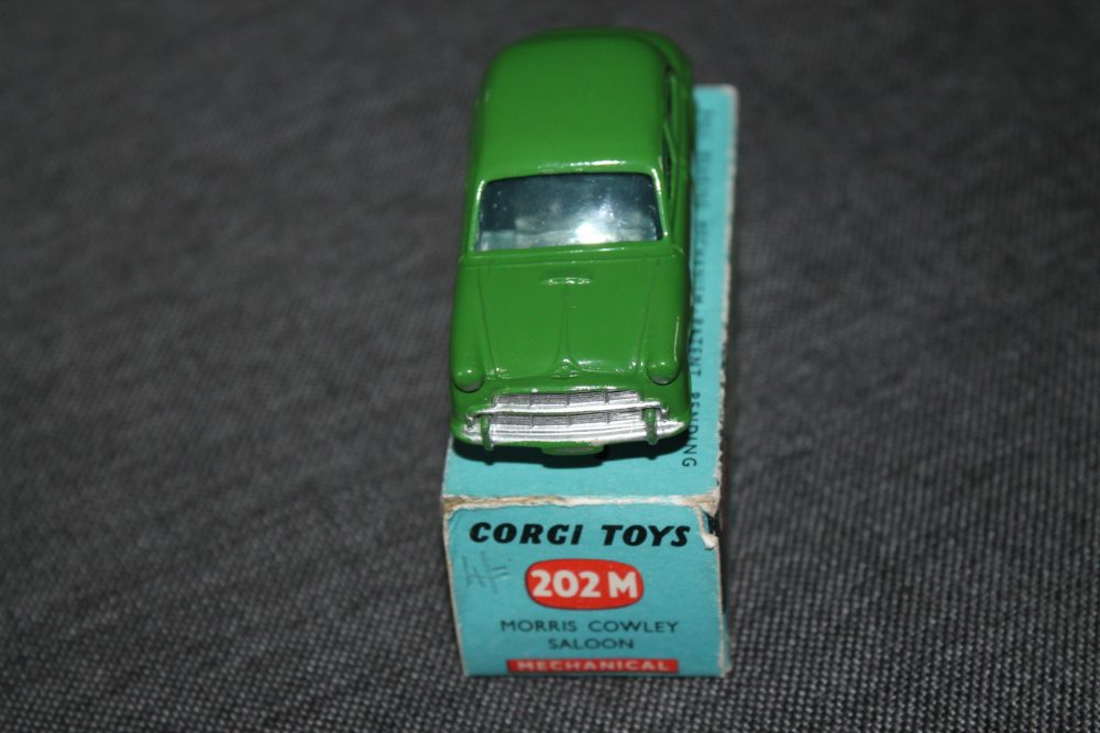 morris-cowley-mechanical-green-corgi-toys-202m-front