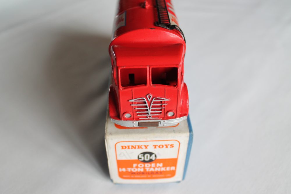 foden mobilgas tanker red caps dinky toys 504 front