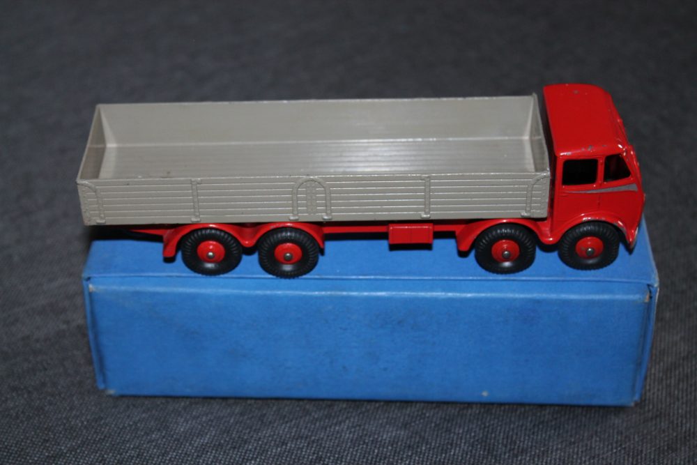 foden-1st-cab-wagon-red-taupe-silver-flash-dinky-toys-501-side