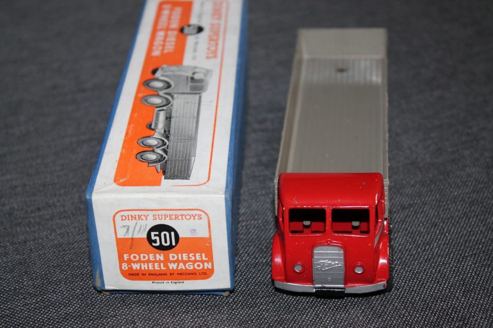 foden-1st-cab-wagon-red-taupe-silver-flash-dinky-toys-501-front