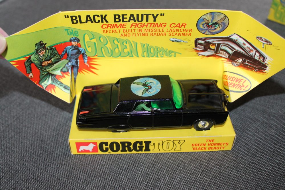 green-hornet-black-beauty-spun-wheels-corgi-toys-268
