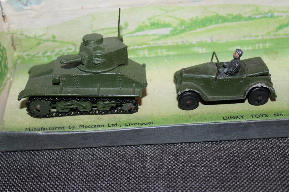 medium-tank-set-pre-war-dinky-toys-152-tank
