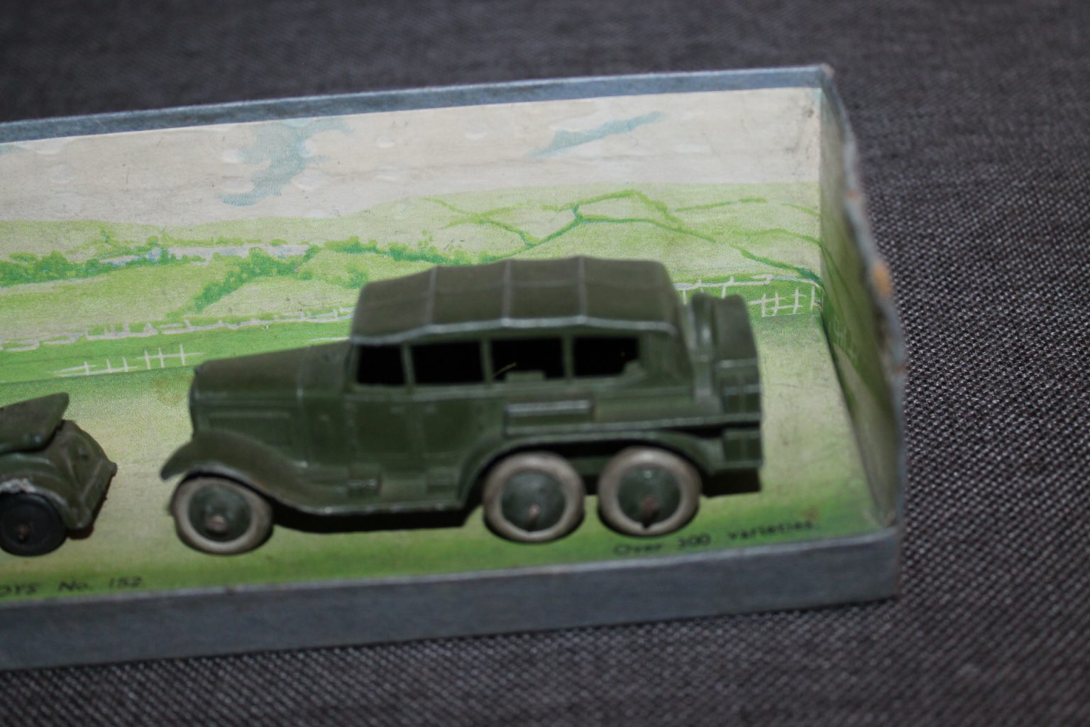 Dinky Toys GB 152A – Light Army Tank – Miniature 6,5 Cm – Zamak Vert – Occasion