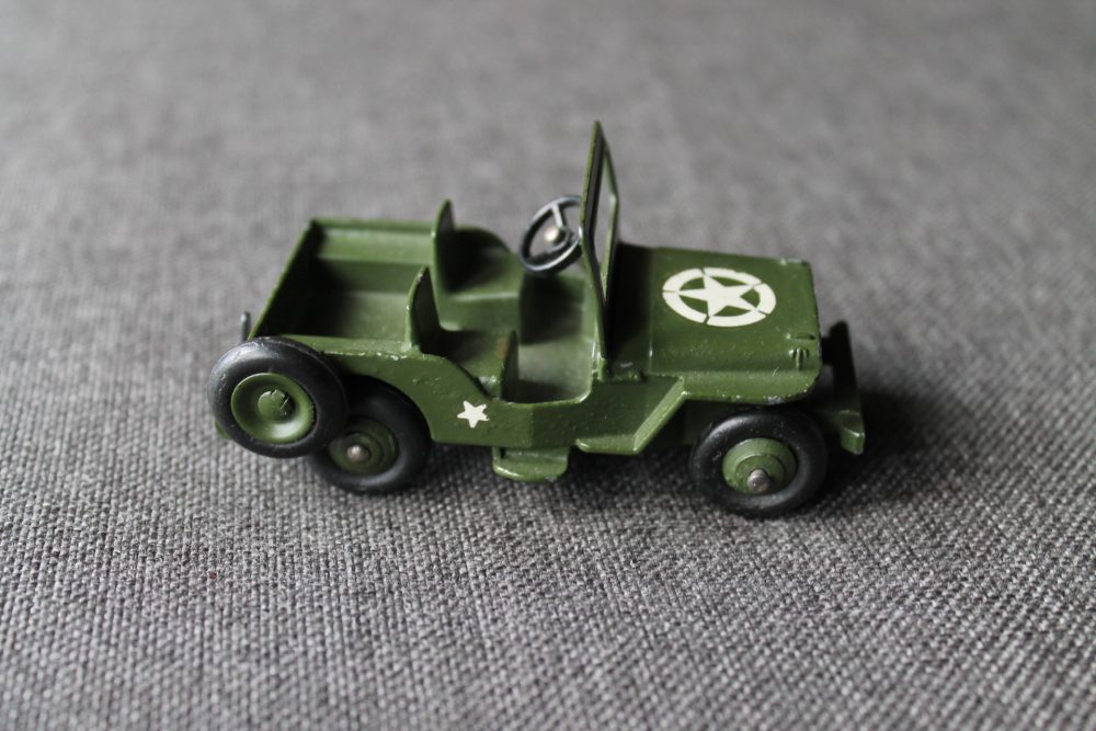 us-military-jeep-dinky-toys-669-side