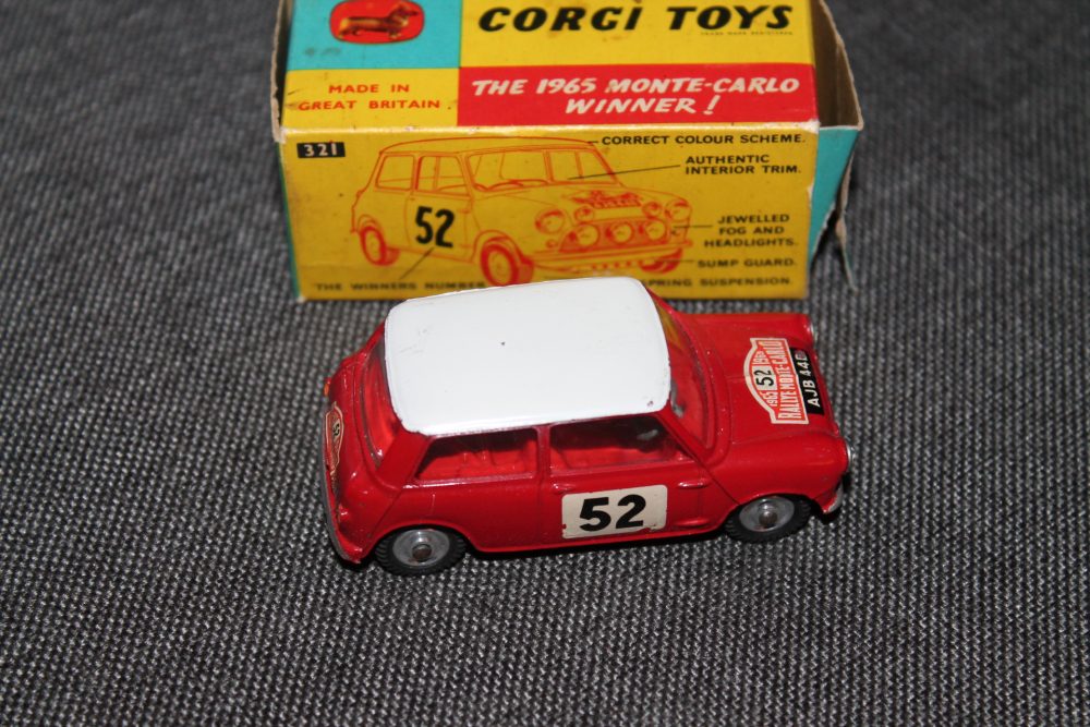 monte-carlo-bmc-mini-cooper-rally-corgi-toys-321-side
