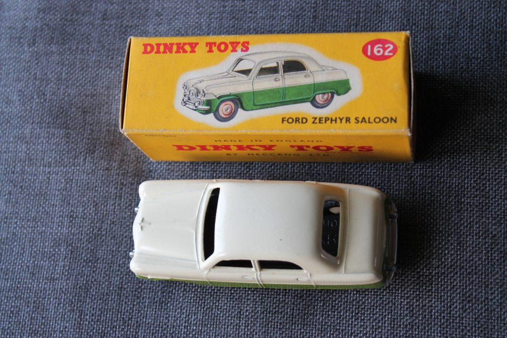 ford-zephyr-lime-green-and-cream-and-beige-wheels-dinky-toys-162=top
