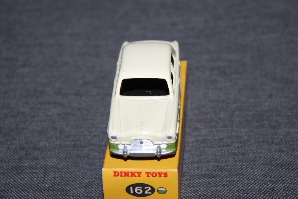 ford-zephyr-lime-green-and-cream-and-grey-wheels-dinky-toys-162-front