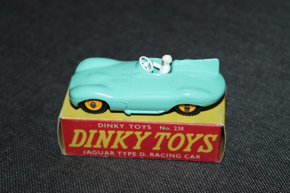 d-type-jaguar-dinky-toys-238