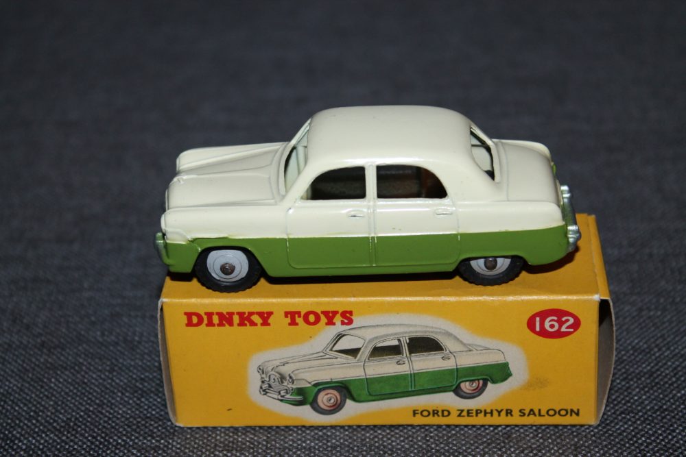 ford-zephyr-lime-green-and-cream-and-grey-wheels-dinky-toys-162