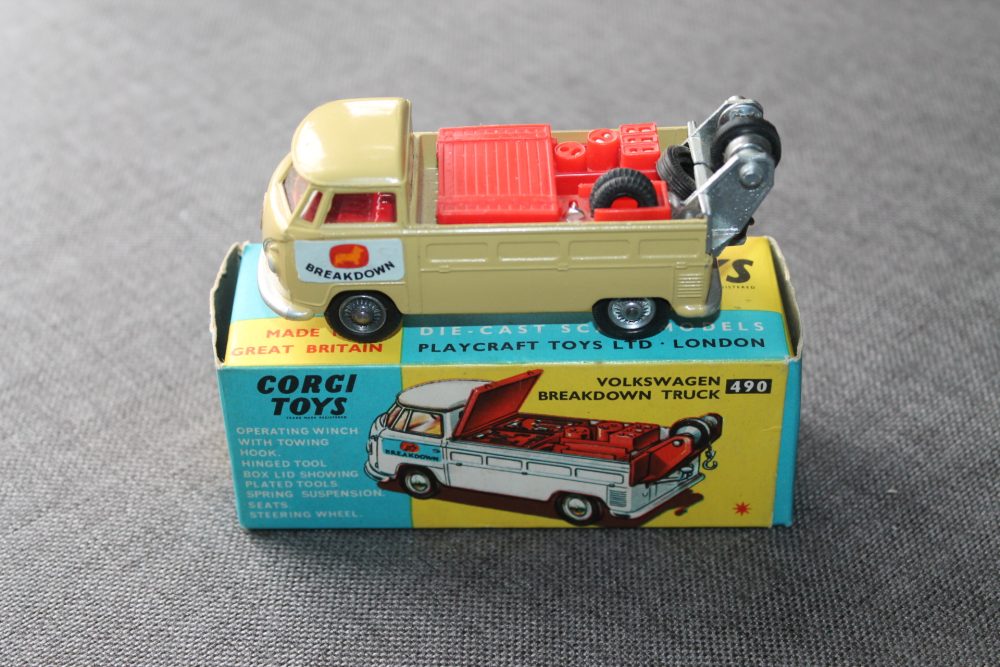 volkswagen breakdown truck-rare late issue corgi toys 490