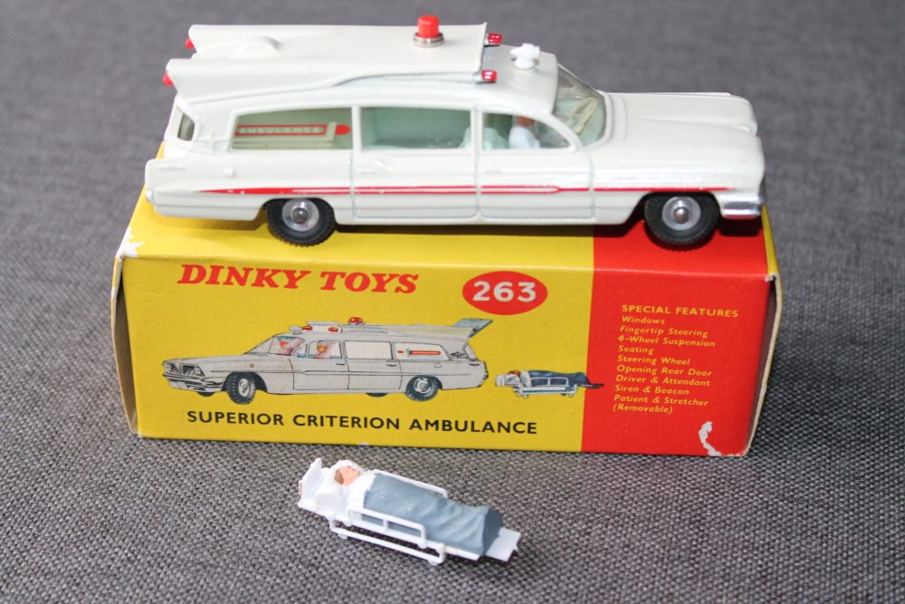 cadillac superior criterian ambulance dinky toys 263 side