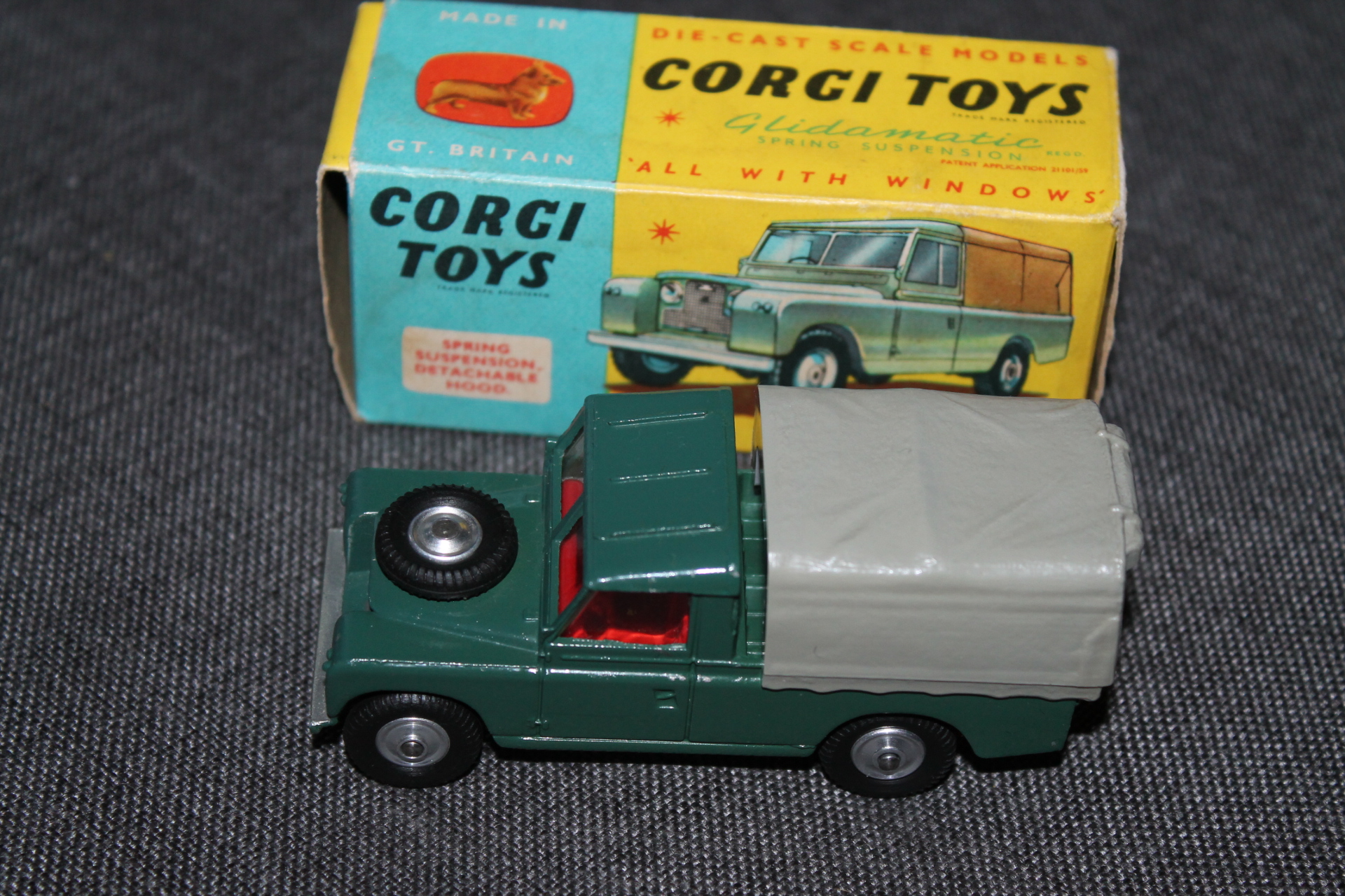 Corgi Toys 438 Land Rover 109 WB - Diecast