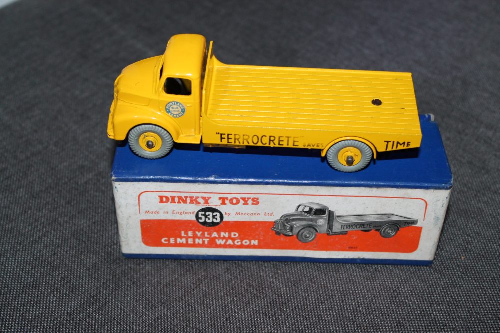 leyland cement lorry yellow dinky toys 533