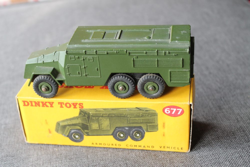 armoured command vehicle dinky toys 677
