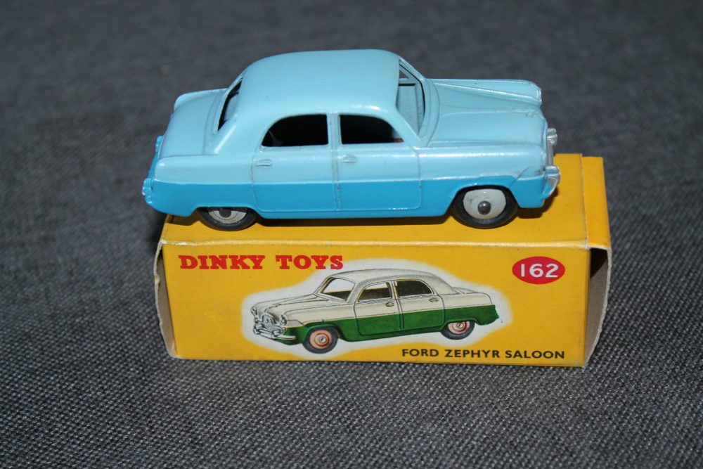 ford zephyr blue dinky toys 162 side