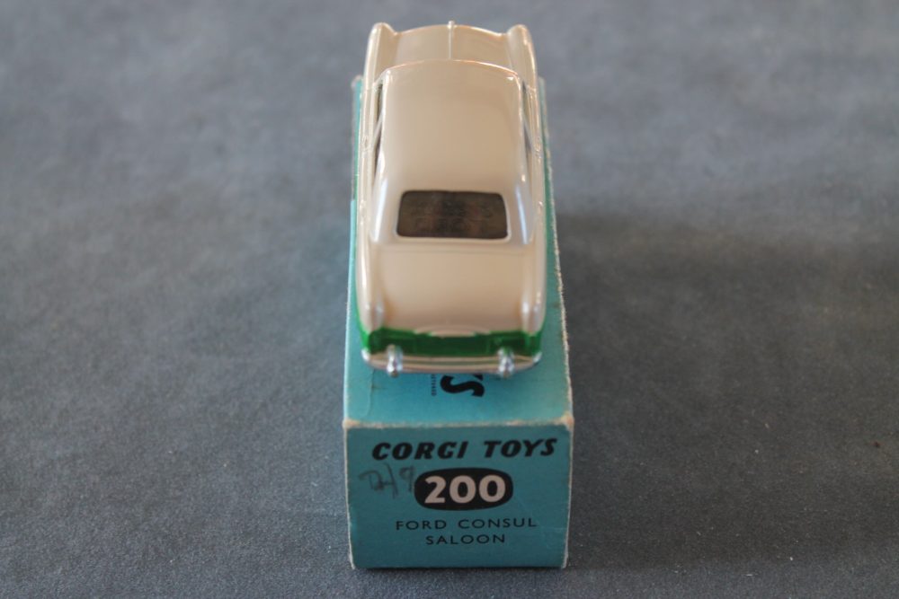 ford consul grey and green corgi toys 200 back