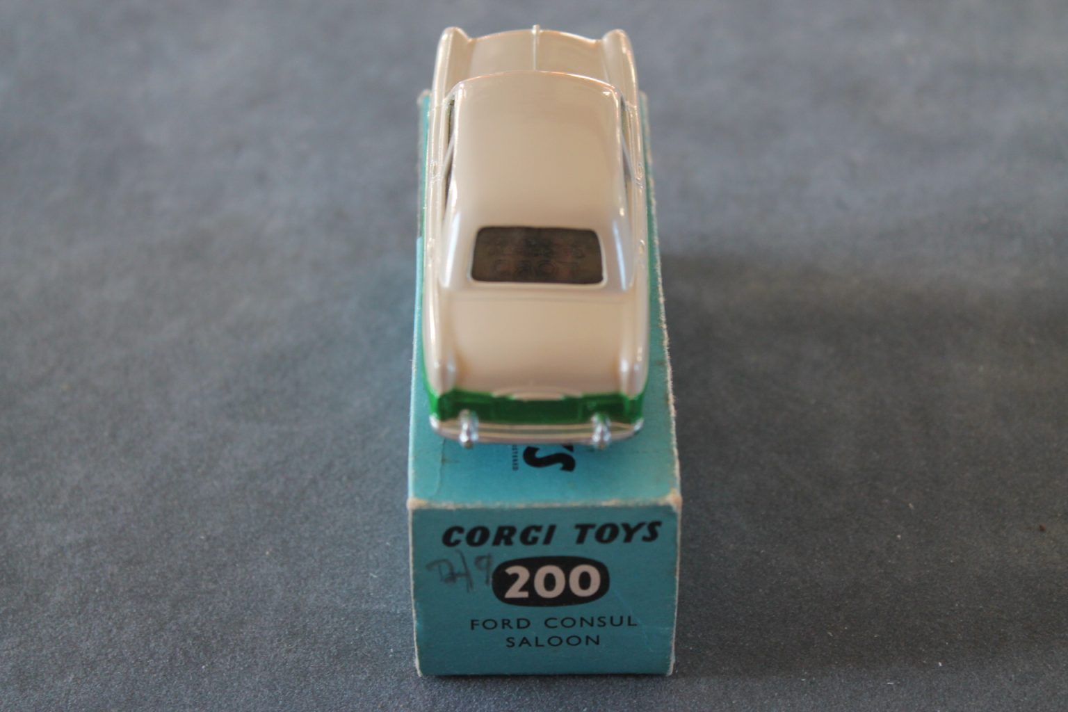 Corgi | Berline Ford Consul marron | AN01101 | Édition limitée | 50e anniversair