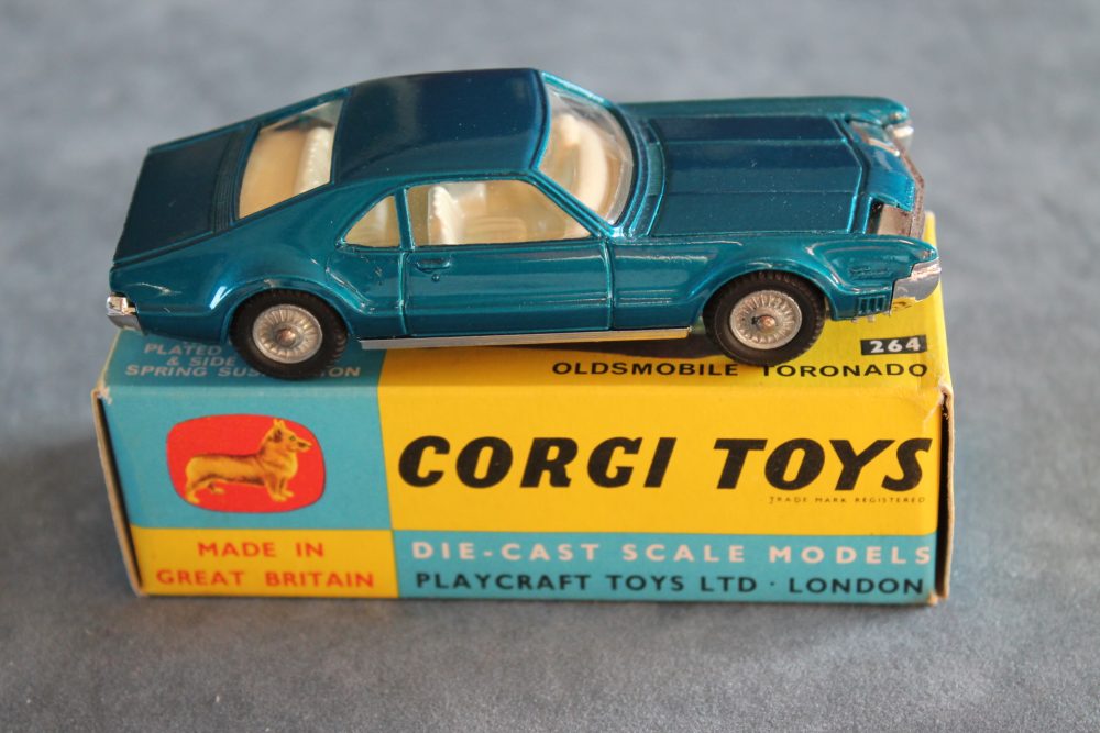 oldsmobile toranado metallic blue corgi toys 264 side